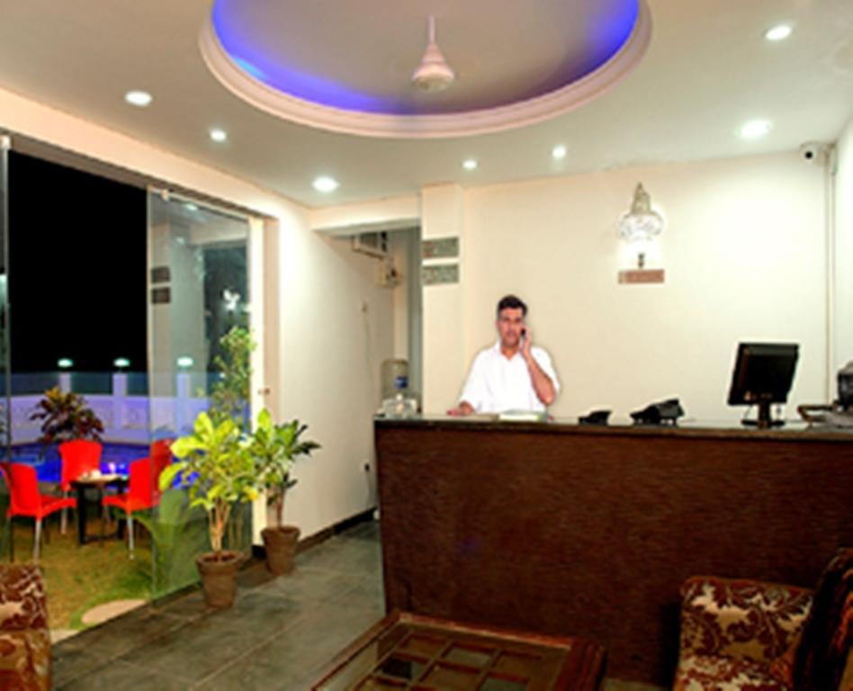 Rishikesh Inn By One Hotels Exterior photo